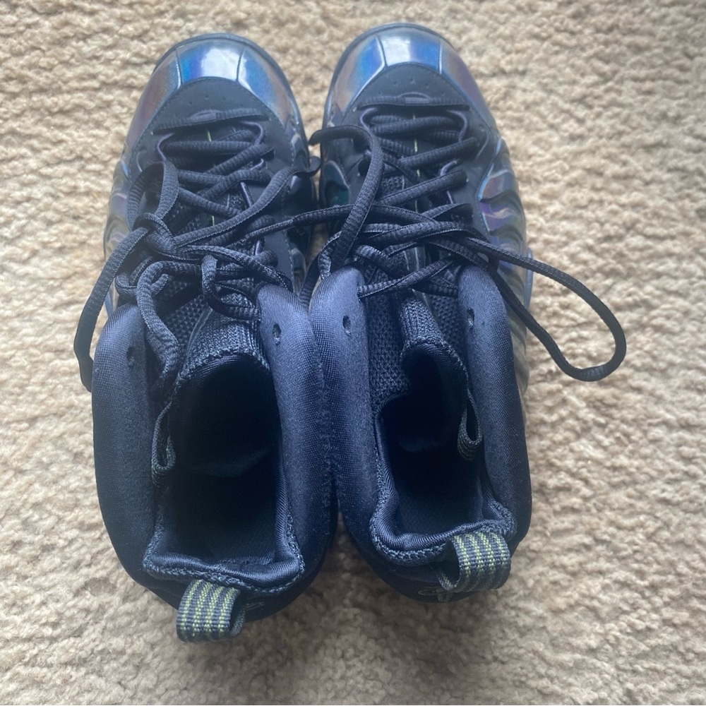 Nike Black/greenish foam posite mid‎ legion Sneakers Sporty Design